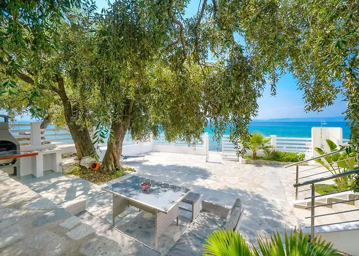 Chrissi Seastar * スカラ・ソティロス